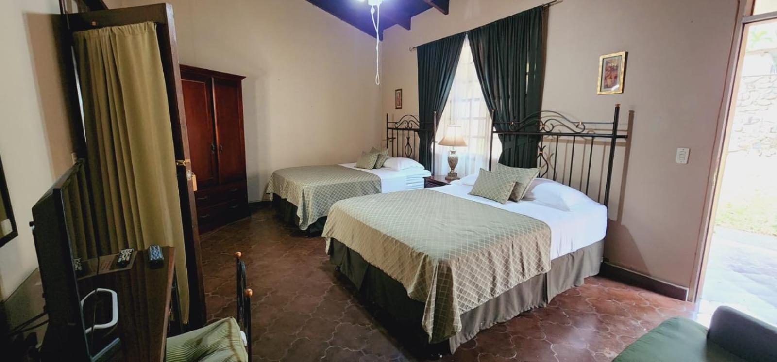 سان بيدرو سولا Camilas Hotel المظهر الخارجي الصورة